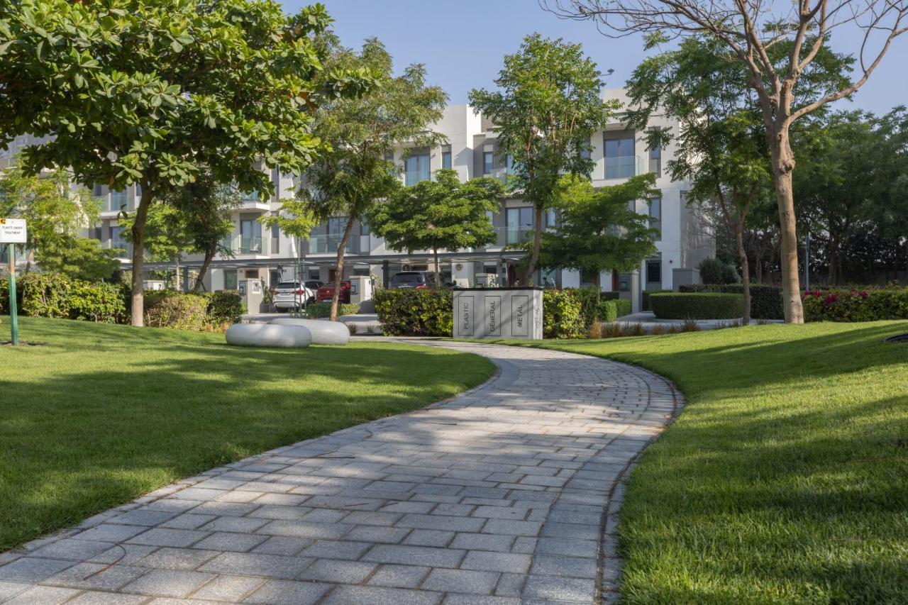 Stay By Latinem Luxury 1Br Holiday Home Cv A207 Near Burj Khalifa Dubai Exterior foto